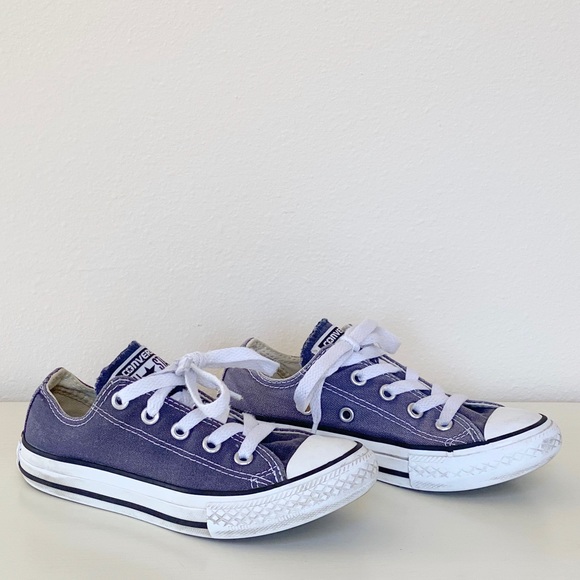 converse sneakers navy blue